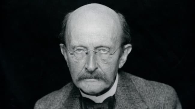 Why did this journal retract two 1940s papers by Max Planck?