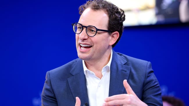 Anthropic closes $30 billion funding round as cash keeps flowing into top AI startups