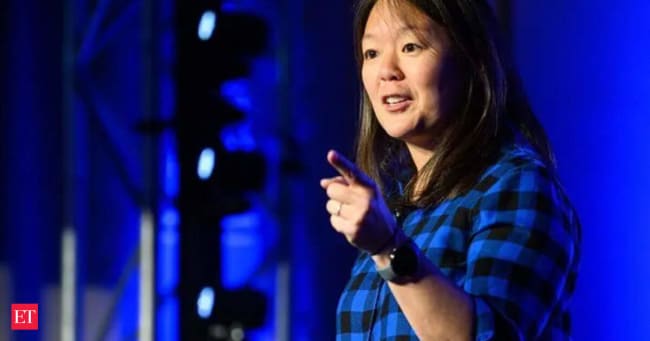 'No email, just locked out of my laptop': Laid off Webflow employee calls out CEO, says 'I'm certain she would have the dignity to...'