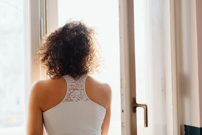 Nobody talks about why some adults find weekends harder than weekdays, and it isn't loneliness or lack of plans, it's that structure was the thing keeping them from noticing how much of their life runs on momentum - Silicon Canals