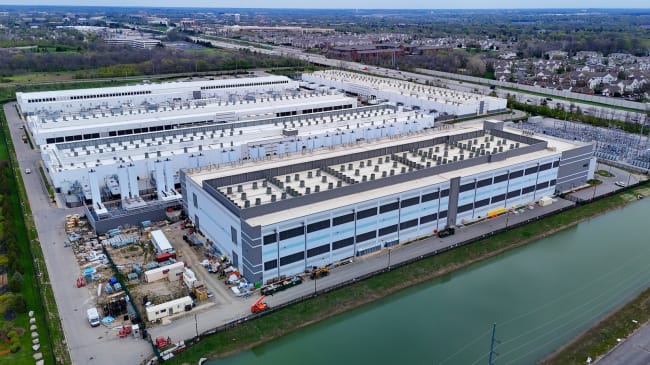 Amazon's Data Center Breakthrough Might Change The Future Of Cloud Storage - BGR