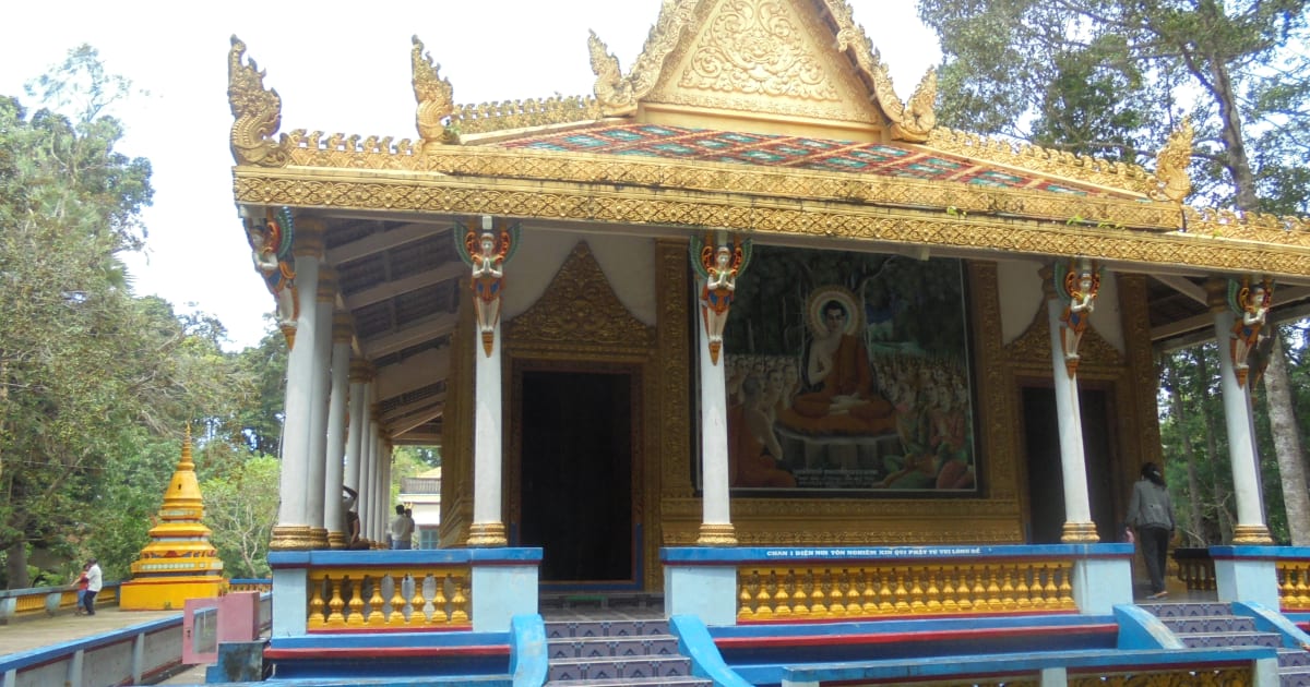 Bat Pagoda