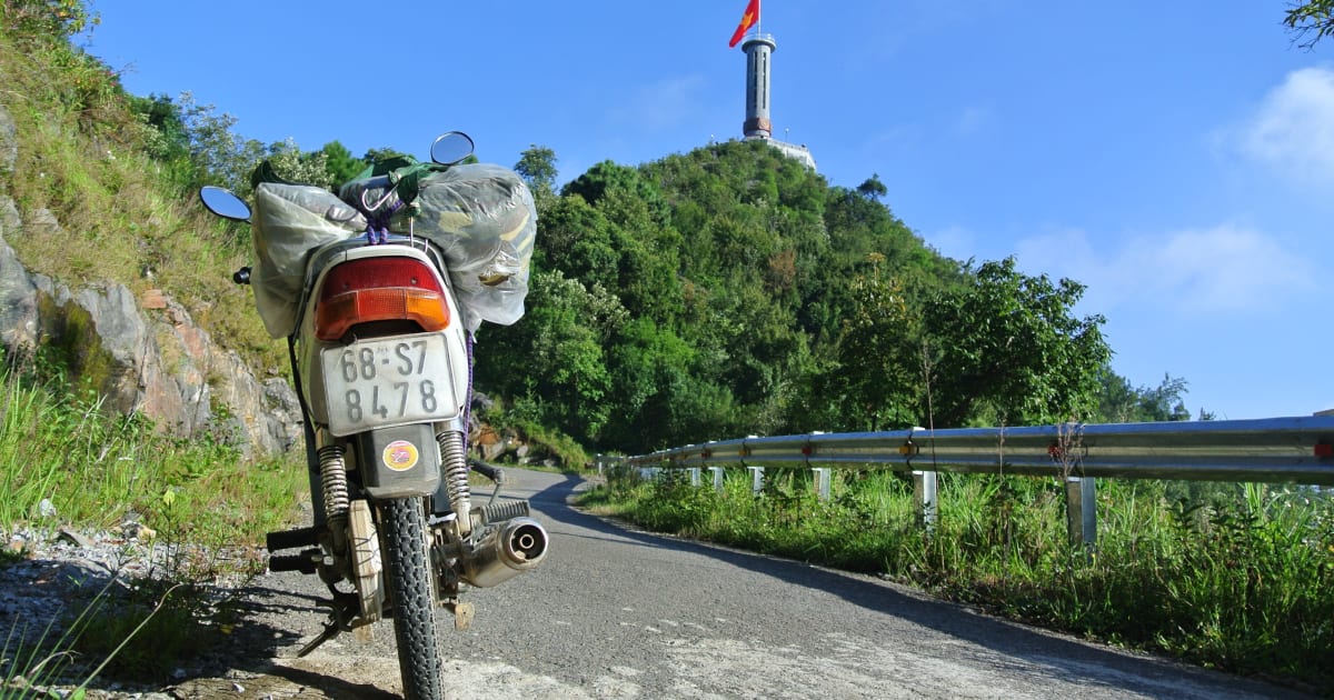 Lũng Cú Flag Tower