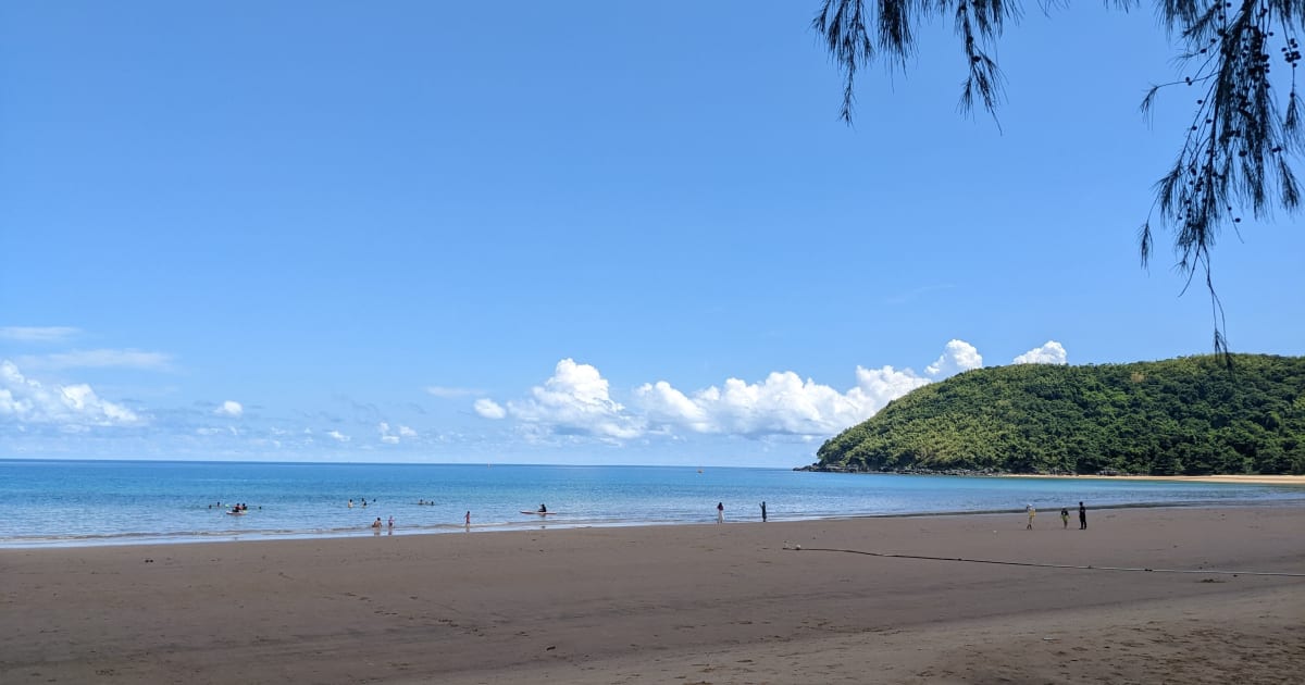 Đầm Trầu beach
