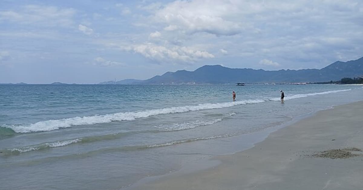 Dốc Lết Beach