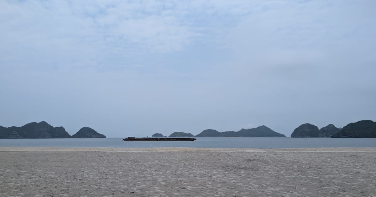 Sunworld Beach Cat Ba