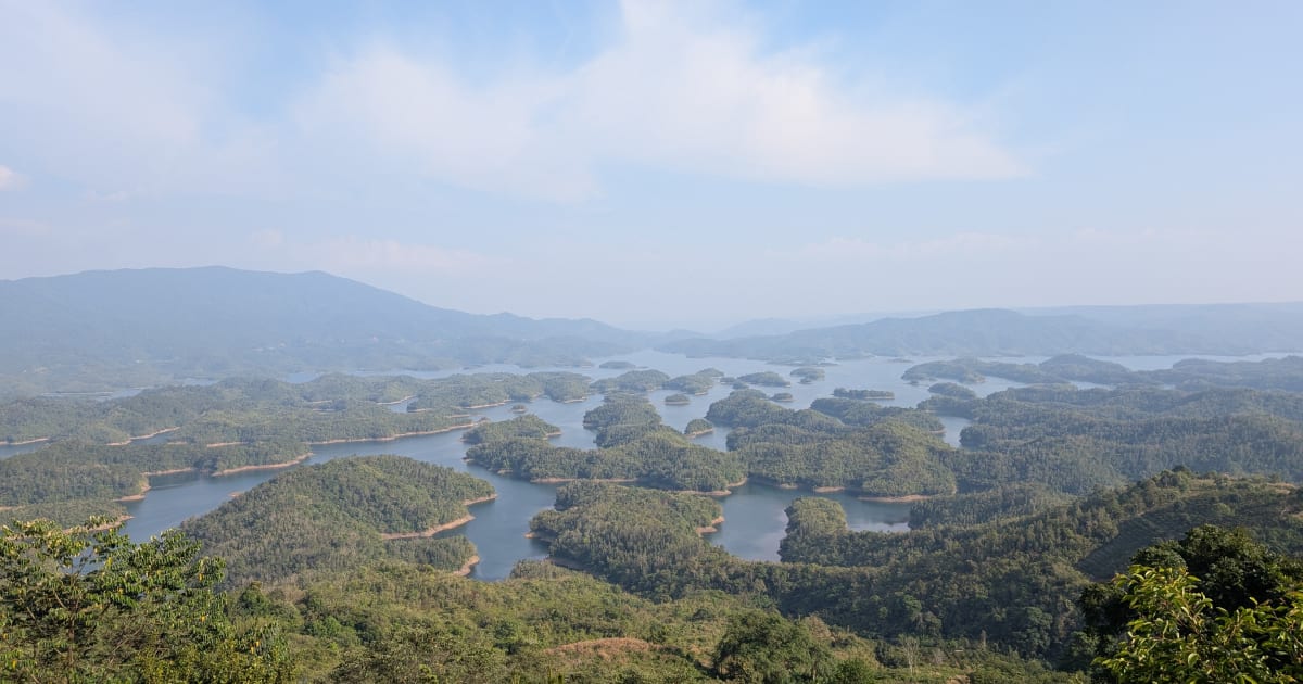 Tà Đùng Lake