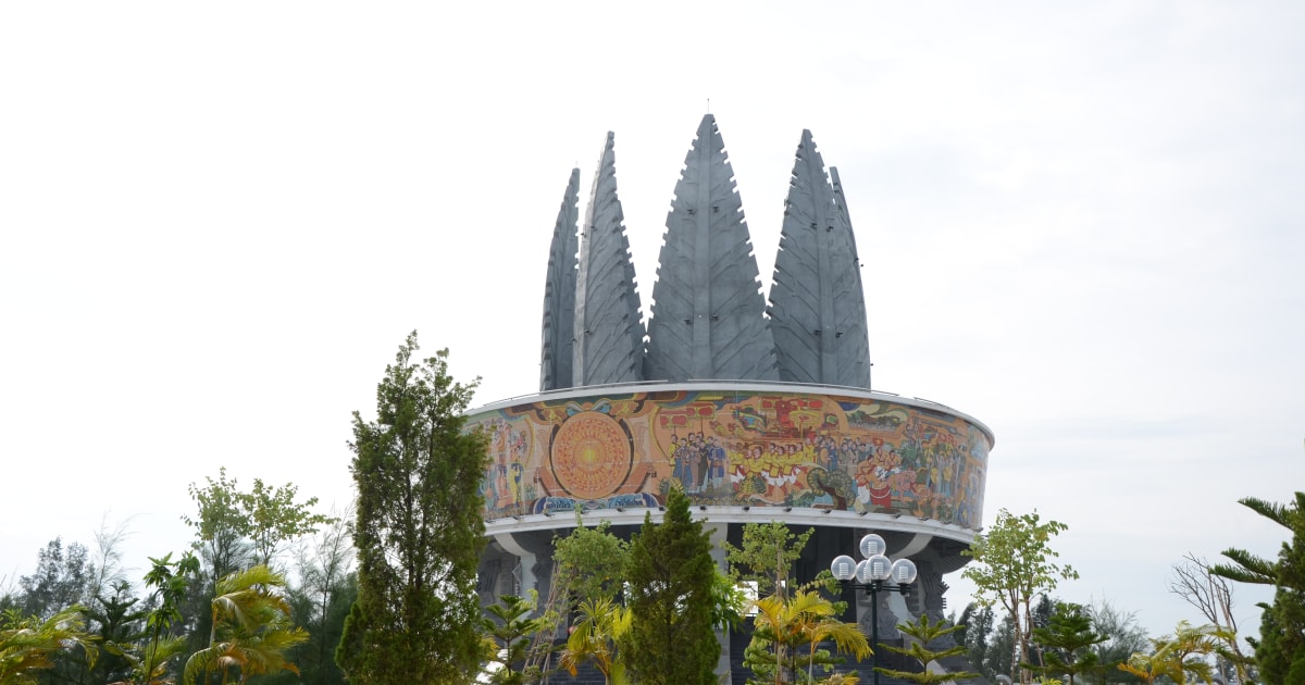 Mũi Sa Vĩ (Trà Cổ)