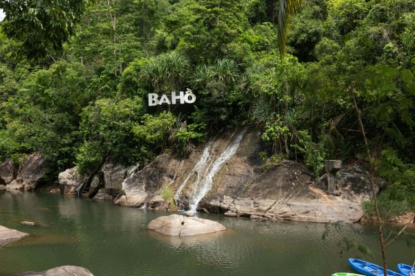 Ba Hồ Waterfall