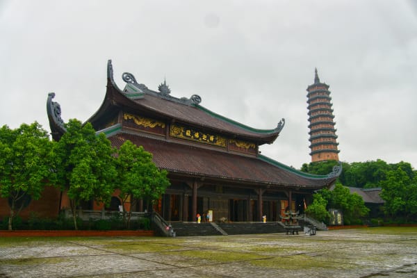 Bái Đính Pagoda