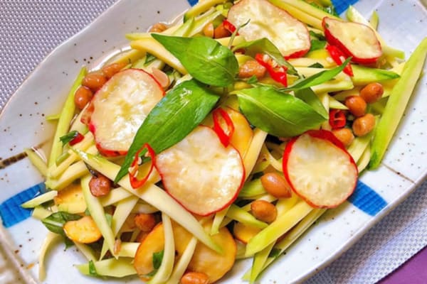 Gỏi hạt điều