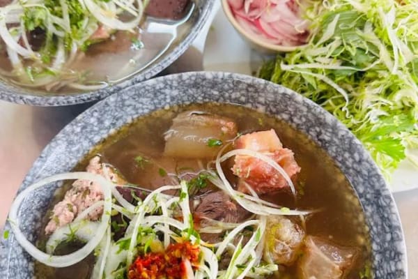 Bún bò Bảo Lộc