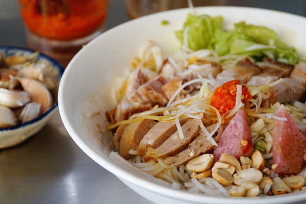 Bún mắm nêm