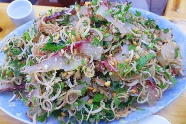 Gỏi cá bỗng