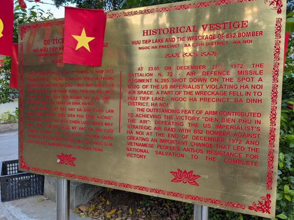 B52 Wreck - Hữu Tiệp Lake 2