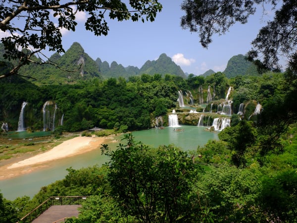 Ban Gioc Waterfall 1