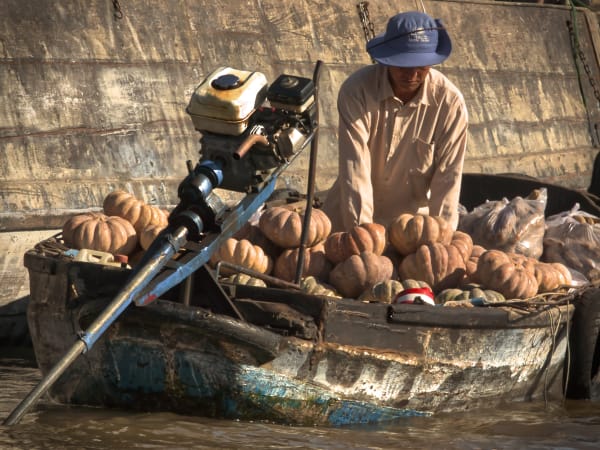 Cái Răng Floating Market 2