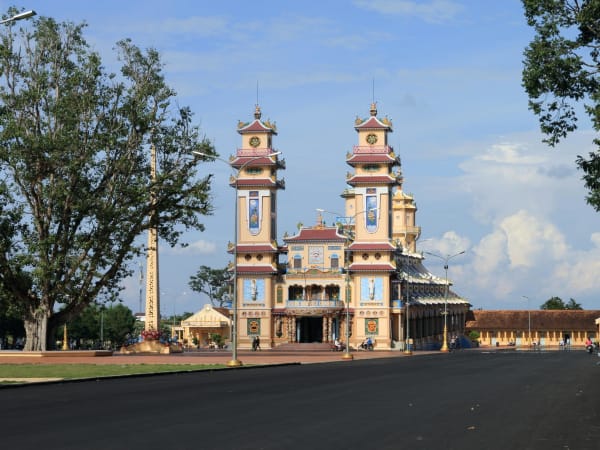 Cao Đài Holy See 3