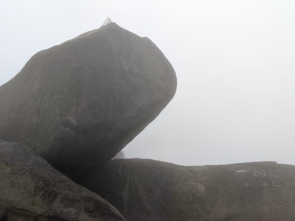 Núi Chứa Chan (Chứa Chan Mountain) 6