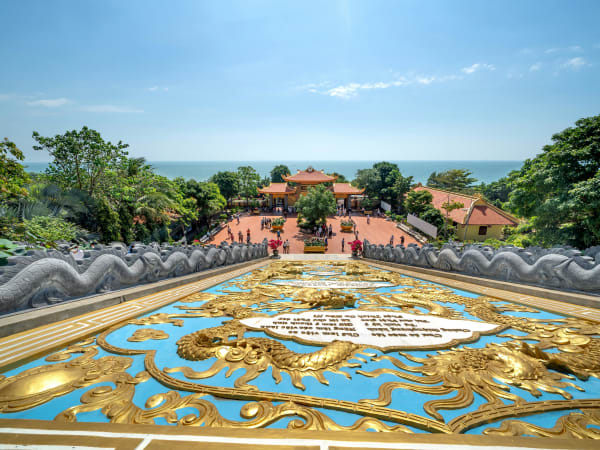 Hộ Quốc Pagoda 1