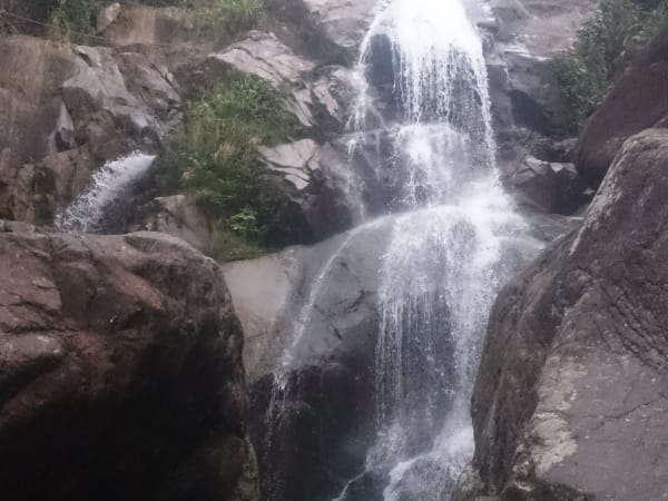 Khe Van Waterfall 3