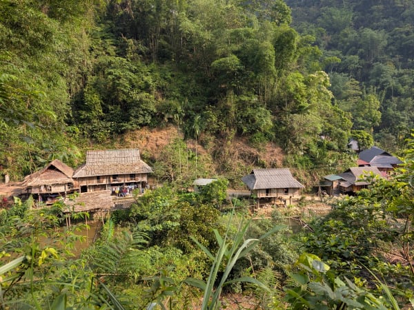 Kho Muong Village 3