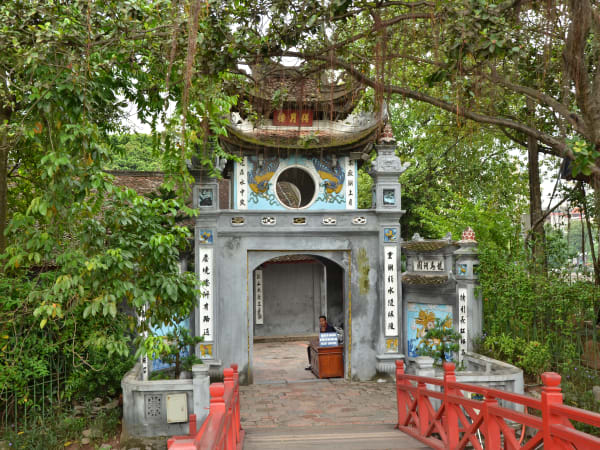 Ngoc Son Temple 1