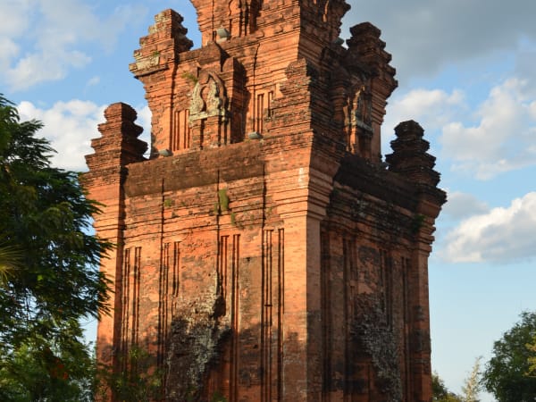 Tháp Nhạn 3