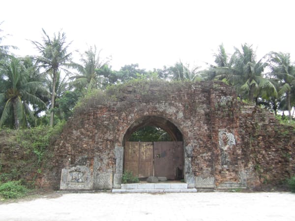 Quảng Trị Ancient Citadel 9