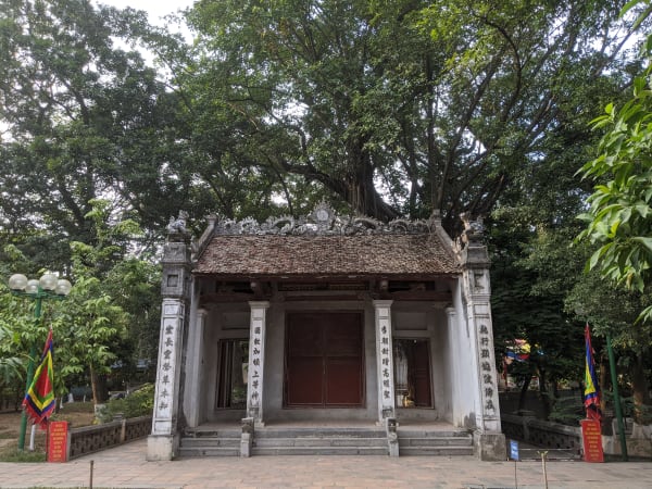 Voi Phuc Temple 2