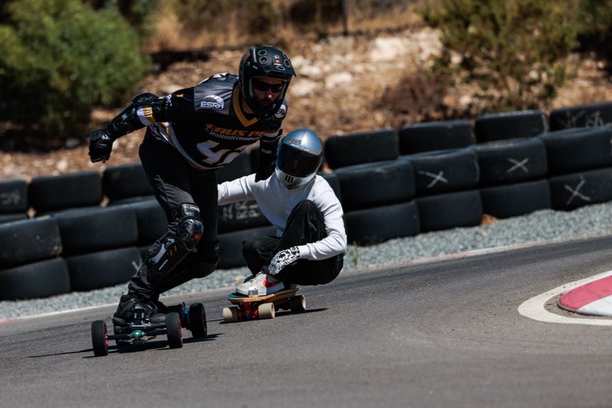 Electric Skateboard & Unicycle Racing – QuokkaDaily