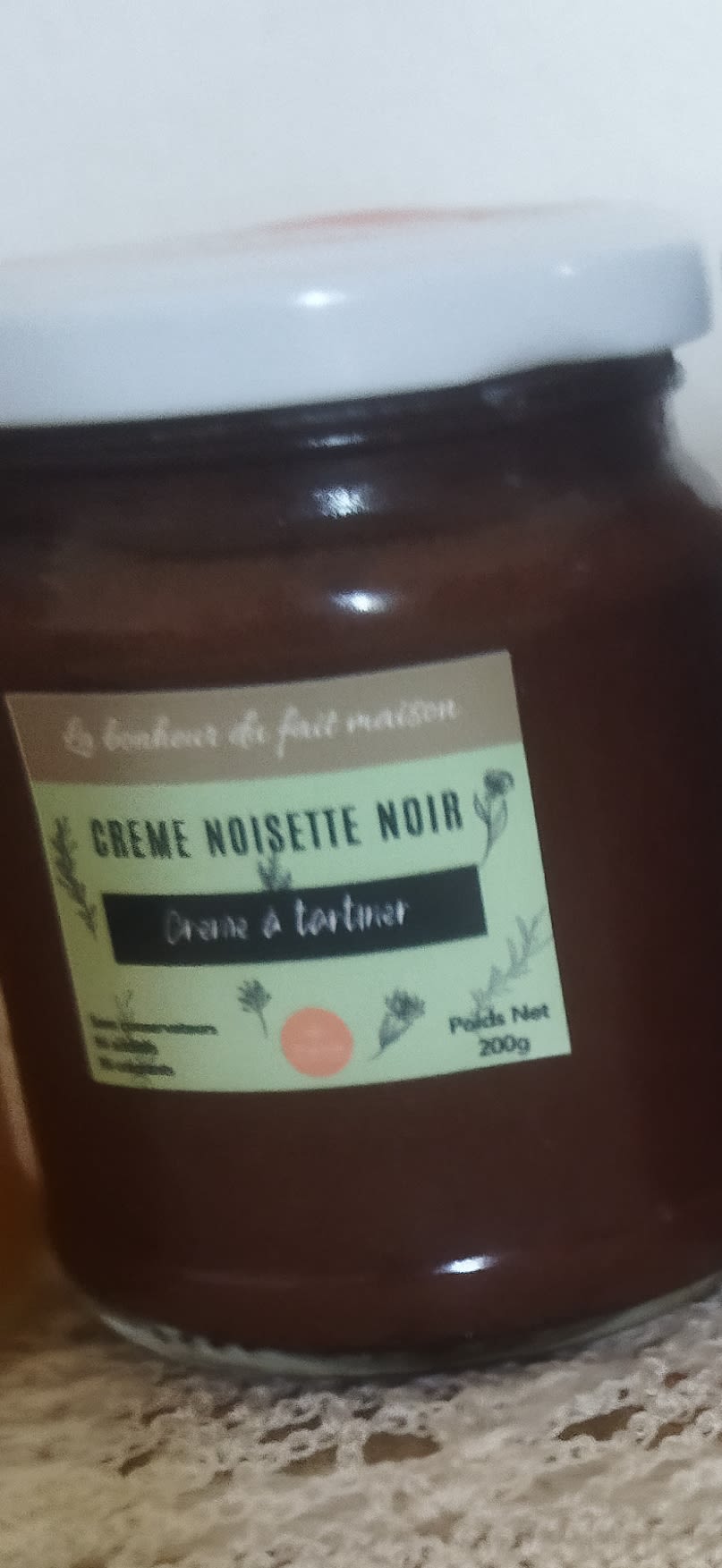 Crème noisette noir 