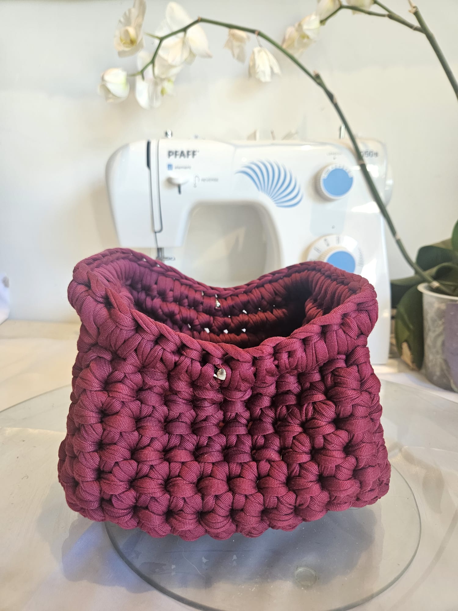 Pochette de maquillage en crochet – Bordeaux élégant photo 3