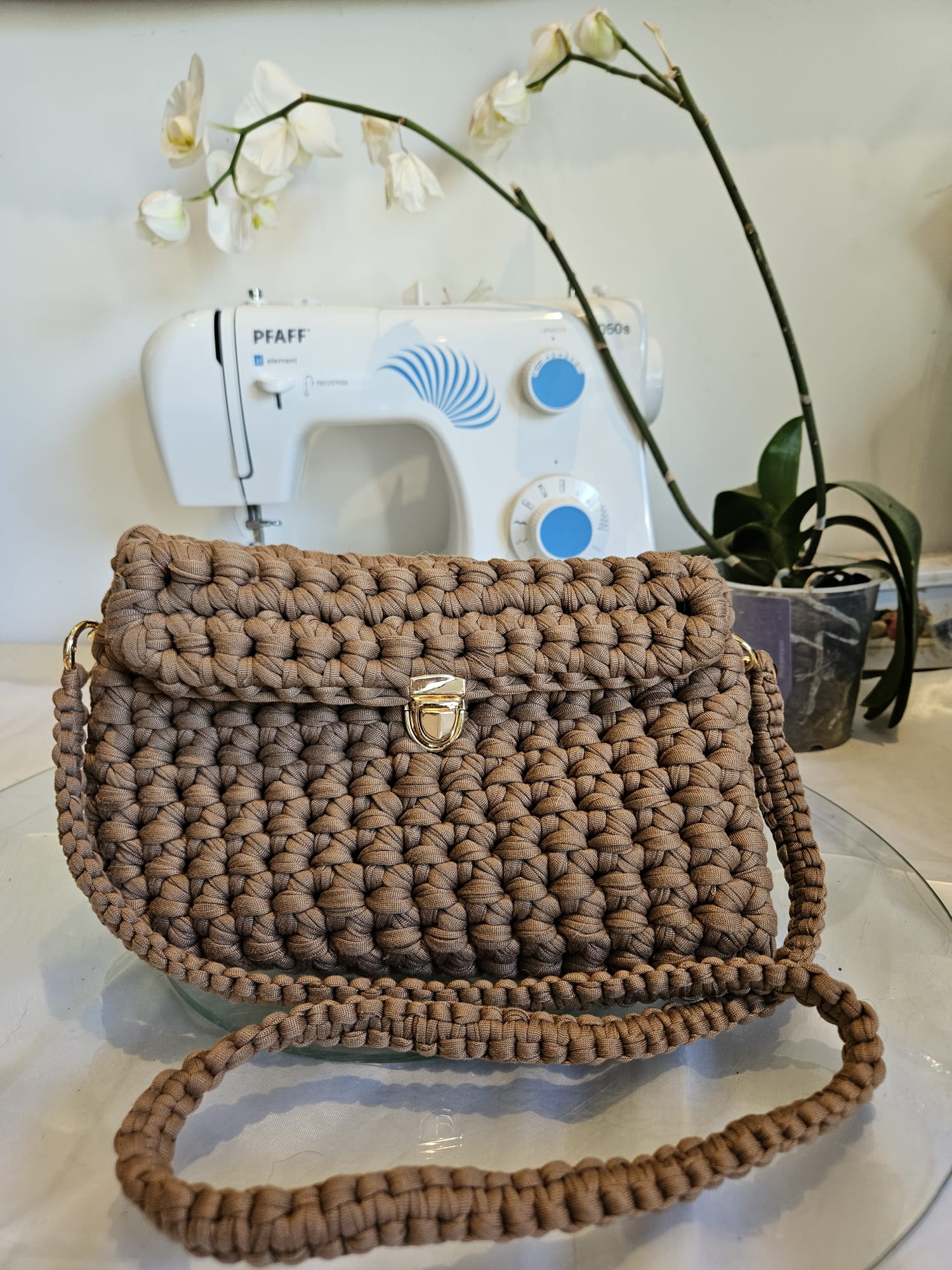 Sac camel en crochet photo 1