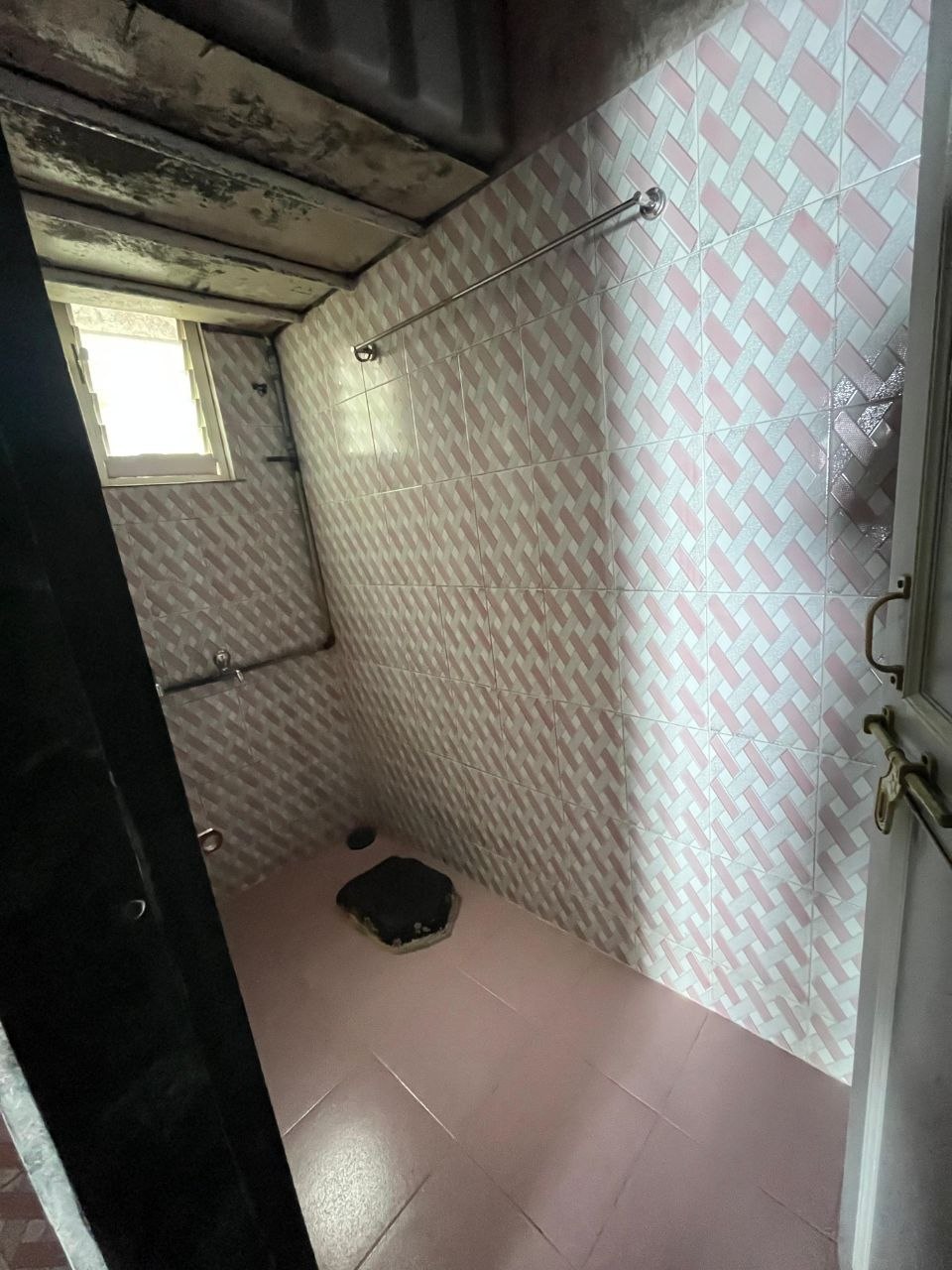 1 BHK for rent in Karvenagar, Pune photo 5