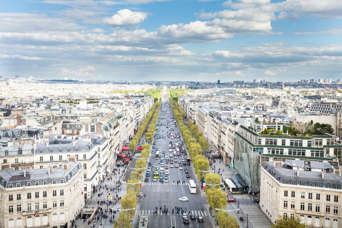  Avenue des Champs-Élysées