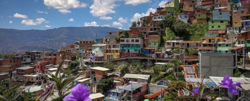 Graffitour, Tour en la Comuna 13 en Medellín
