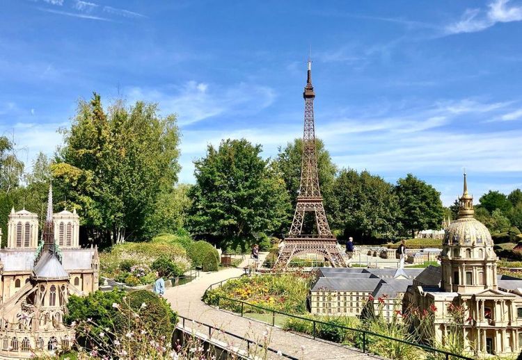 France Miniature4.jpg