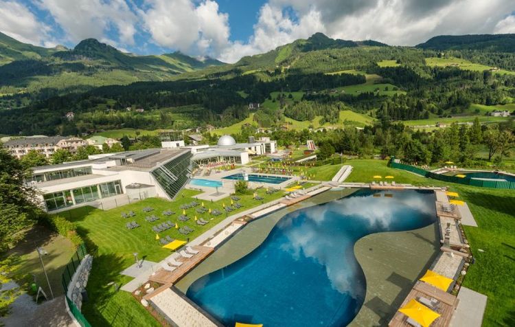 Alpentherme Gastein.jpg