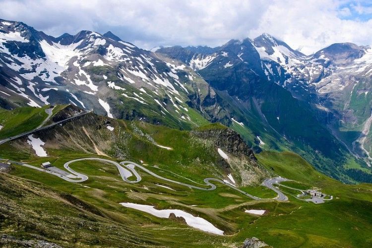 Grossglockner High Alpine Road.jpg