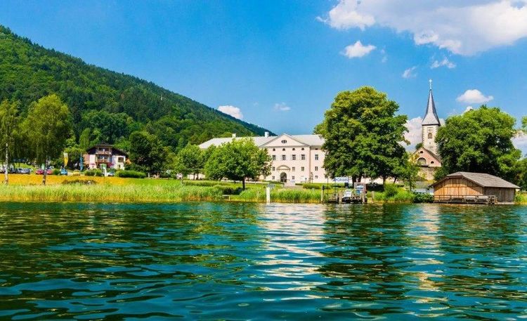 Lake Ossiach.jpg