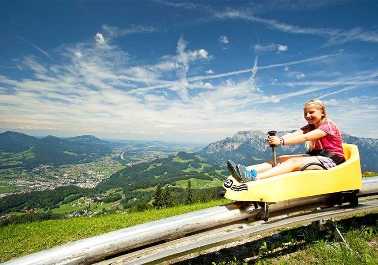 Sommerrodelbahn Keltenblitz.jpg