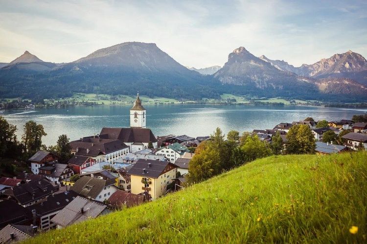 st-wolfgang-6678877_1280 (1).jpg