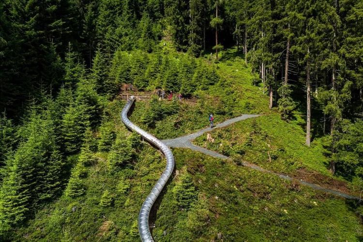 wildkogel-rutschenwegrutsche3.jpg