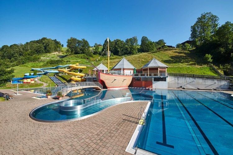 saalbach-freibad-1.jpg