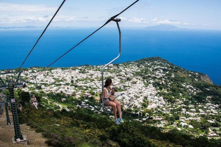 Monte Solaro Chair Lift.jpg