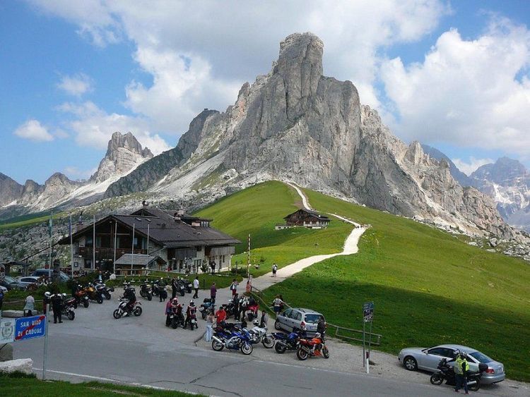 Giau Pass 2.jpg