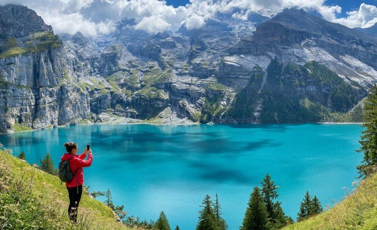 Oeschinen Lake2.jpg