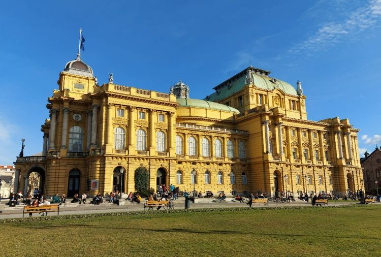 Croatian National Theatre.jpg
