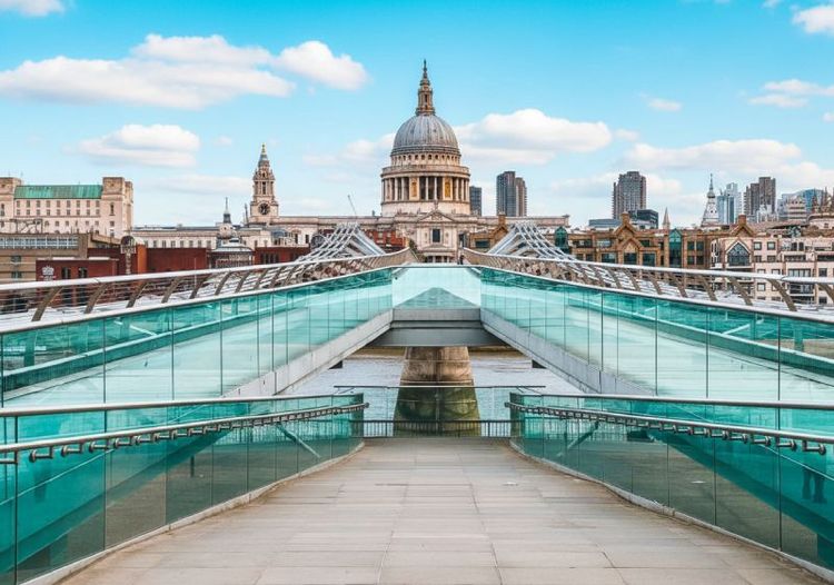 millennium bridge london.jpg